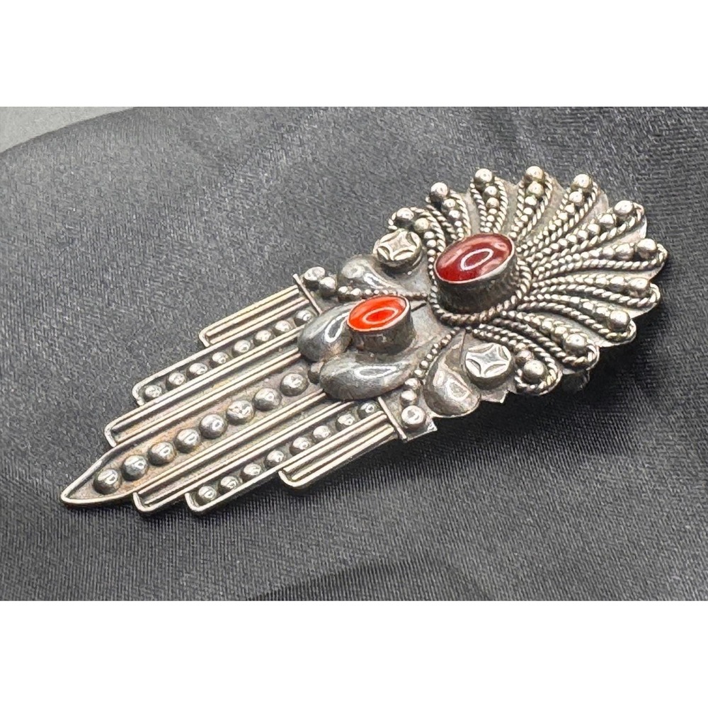 Navajo pearls 925 Sterling silver with Mediterranean red coral cabochon vintage